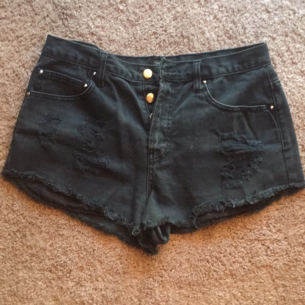 Destroyed black denim shorts